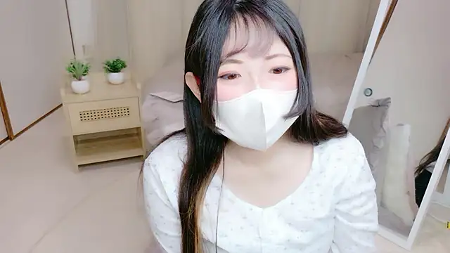 Satomi nn online show from May 9, 12:36 am