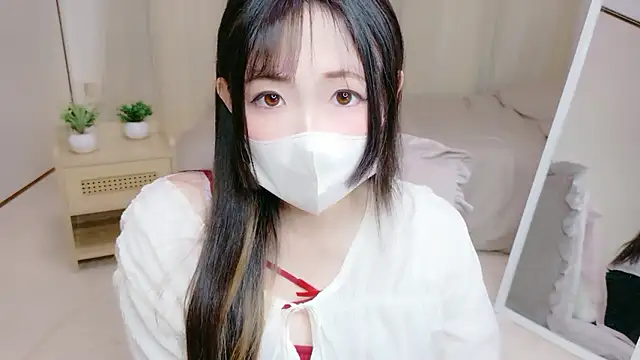 Satomi nn online show from May 10, 12:25 am