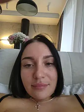 LucyHotty  online show from April 16, 1:23 pm