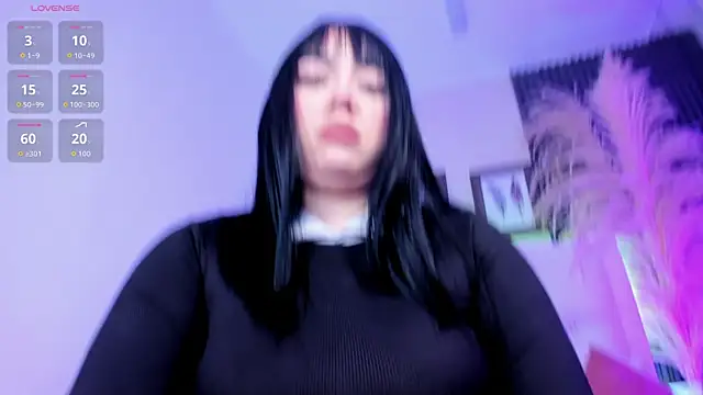kitty bluuee online show from May 28, 3:03 am