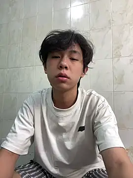 titi-999 online show from July 18, 1:09 pm