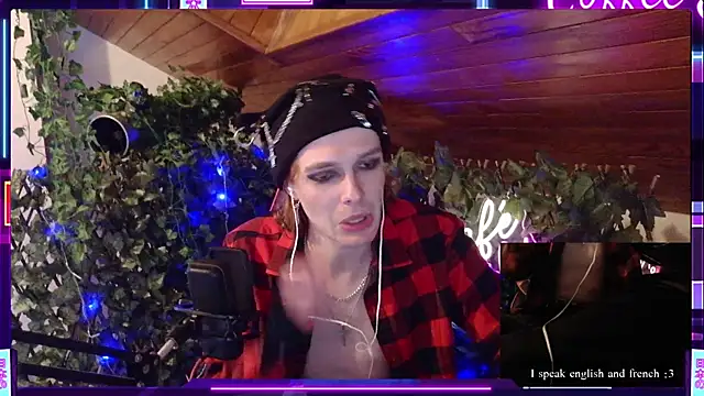 SkinnyAlex1312 online show from April 16, 3:35 pm