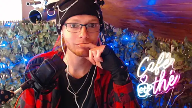 SkinnyAlex1312 online show from April 9, 9:59 am