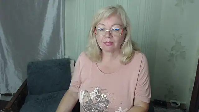 LavandaMay online show from July 15, 8:16 pm