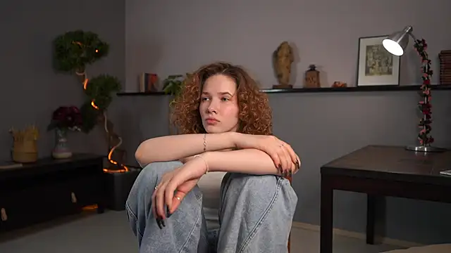 AgathaCarra online show from April 16, 9:39 pm