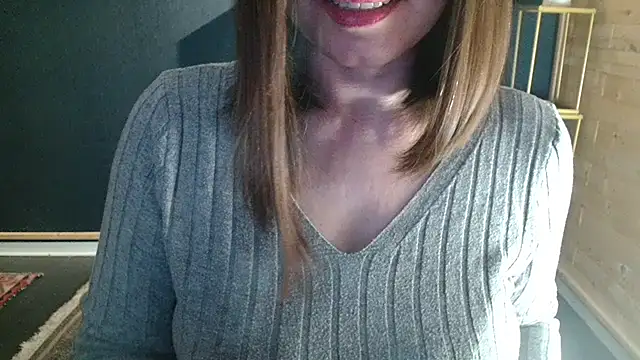 Snapshot of NicoleLove_ chatting on June 7, 2:17 am NicoleLove online show from June 7, 2:17 am