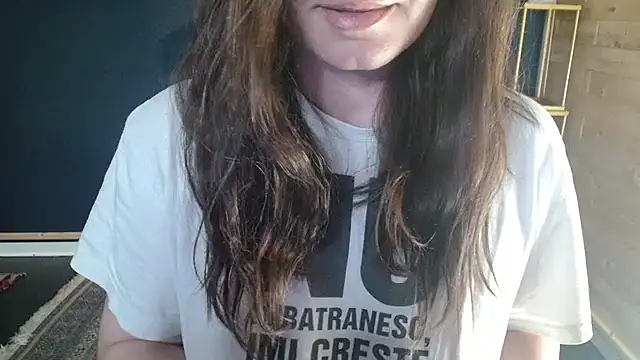 Snapshot of NicoleLove_ chatting on May 31, 6:19 am NicoleLove online show from May 31, 6:19 am
