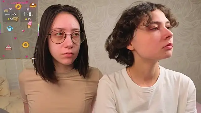 AllisonKierce online show from May 21, 3:26 am