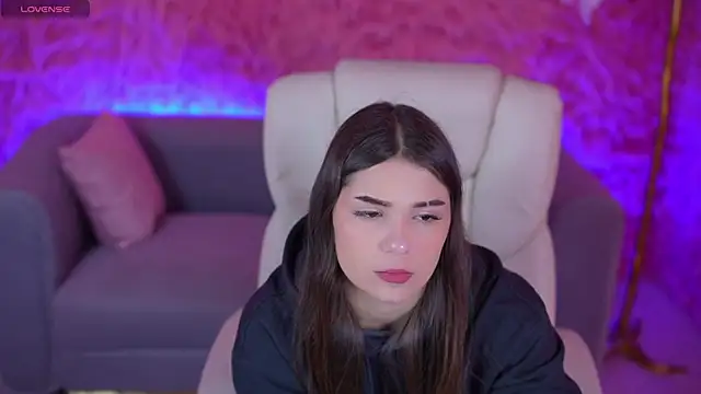 MeJessieDream online show from April 17, 5:32 am