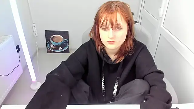 GoldenKiss online show from May 18, 7:13 am
