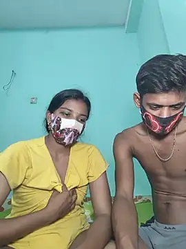 Hot-Couple4 online show from May 24, 5:57 pm