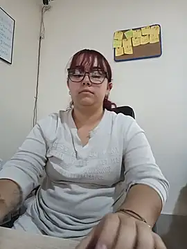 AliceScoot  online show from June 3, 6:12 pm