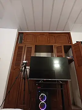AliceScoot  online show from May 23, 6:18 pm