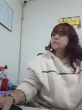 AliceScoot  online show from June 15, 2:34 am