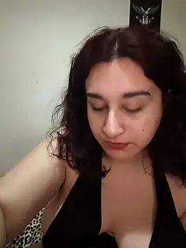 atesli zumra online show from April 12, 9:07 pm