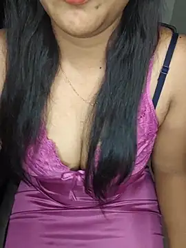 Snapshot of Tamilmoon006 chatting on June 16, 12:27 pm Tamilmoon006 online show from June 16, 12:27 pm