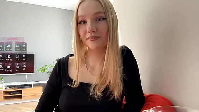 PlasaRima online show from April 15, 3:45 am