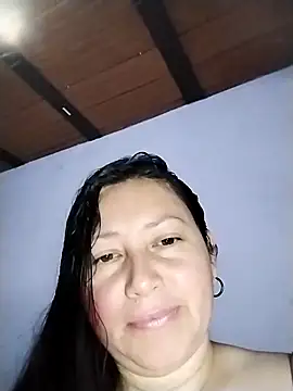 Snapshot of Dayis_2 chatting on June 18, 5:51 pm Dayis 2 online show from June 18, 5:51 pm
