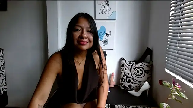 alisonnturbay online show from May 11, 4:04 pm
