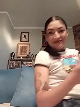 thailycupcake online show from April 16, 5:25 pm