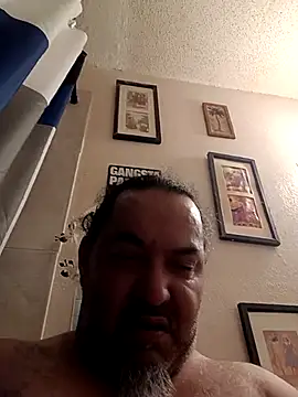 MrBustNut2026 online show from April 14, 6:18 am