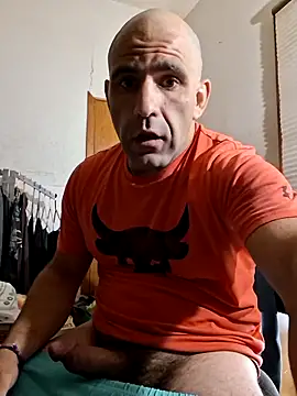 Snapshot of fitguy4u chatting on May 26, 4:49 pm fitguy4u online show from May 26, 4:49 pm