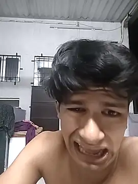 kdboy04 online show from April 20, 6:31 pm