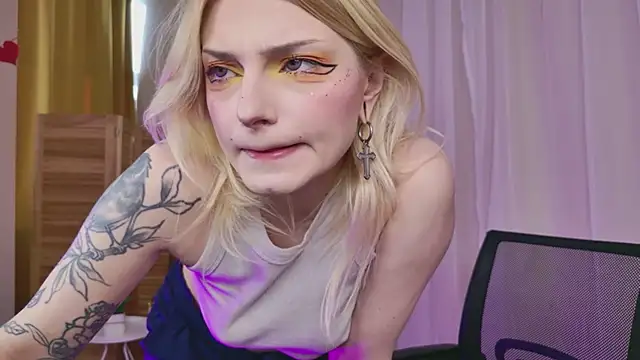 avatarweek online show from April 17, 2:20 pm