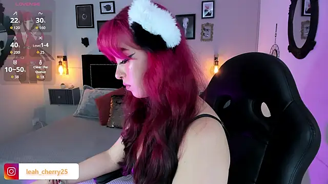 Leah cherry online show from May 5, 10:24 pm