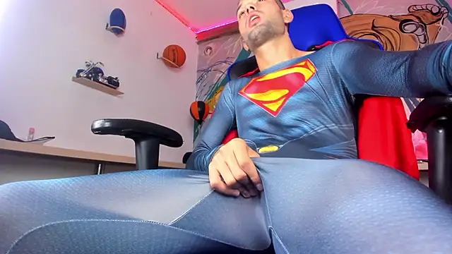 Ian Valenti online show from April 16, 9:39 pm