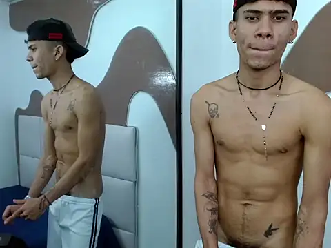 Snapshot of Skinny_cute_Alyer chatting on April 11, 7:45 am Skinny cute Alyer online show from April 11, 7:45 am