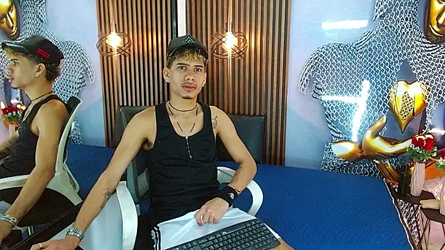 Snapshot of Skinny_cute_Alyer chatting on May 24, 1:38 am Skinny cute Alyer online show from May 24, 1:38 am