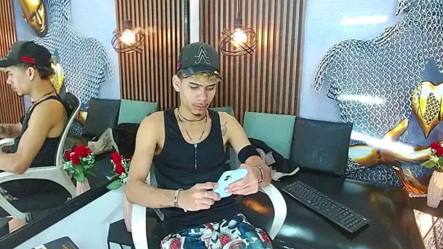 Skinny cute Alyer online show from May 29, 2:28 am