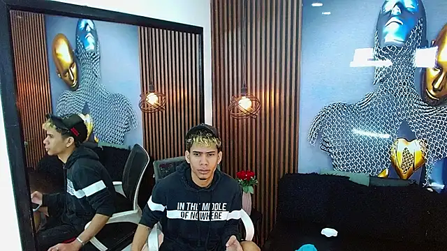Skinny cute Alyer online show from June 21, 2:06 am