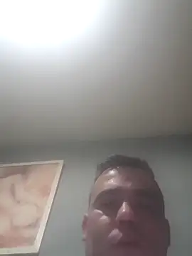 Snapshot of Ismael993A chatting on May 13, 12:56 pm Ismael993A online show from May 13, 12:56 pm