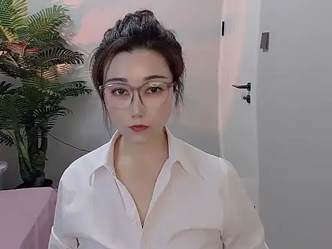 Yunxi- online show from April 21, 2:25 am
