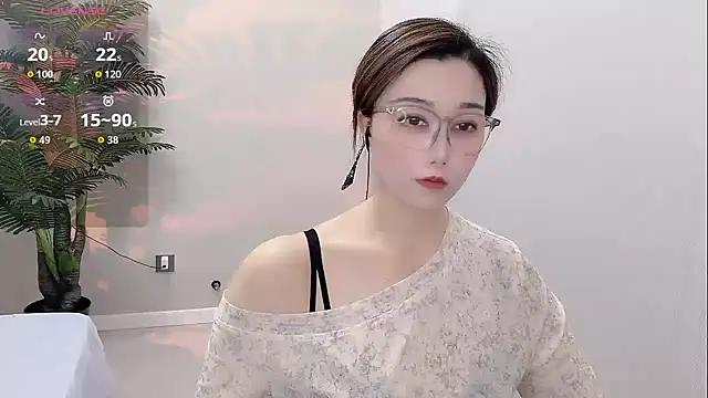 Yunxi- online show from June 17, 2:49 pm