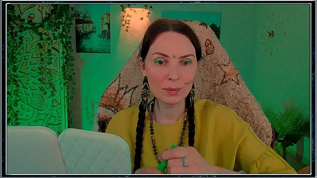 LanaRadiance online show from June 17, 1:10 pm