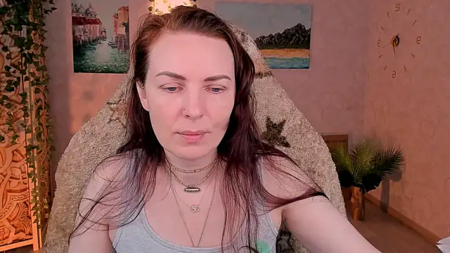 LanaRadiance online show from May 6, 7:34 am