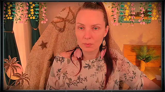 LanaRadiance online show from July 17, 12:35 pm