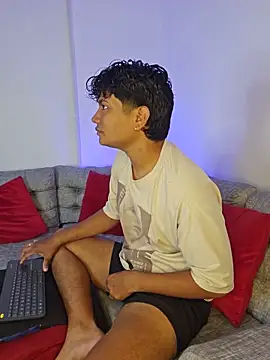 keyott online show from May 13, 3:08 pm