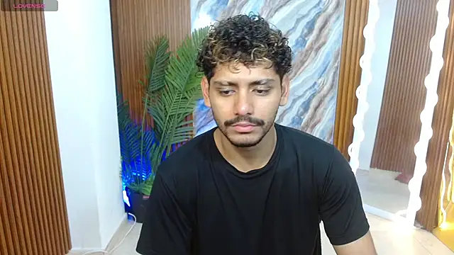 milo tay online show from April 11, 2:52 am