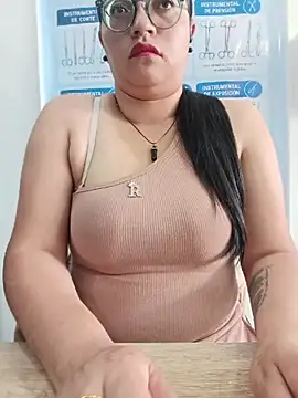 Snapshot of SOFI__10 chatting on May 31, 4:13 pm SOFI 10 online show from May 31, 4:13 pm