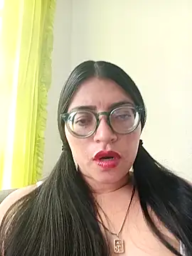 Snapshot of SOFI__10 chatting on May 3, 3:48 pm SOFI 10 online show from May 3, 3:48 pm