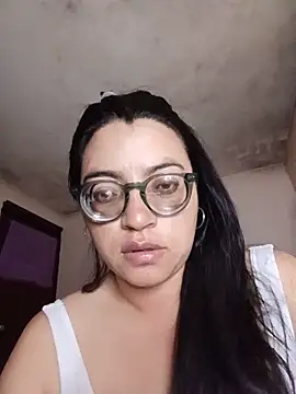 Snapshot of SOFI__10 chatting on May 25, 6:56 am SOFI 10 online show from May 25, 6:56 am