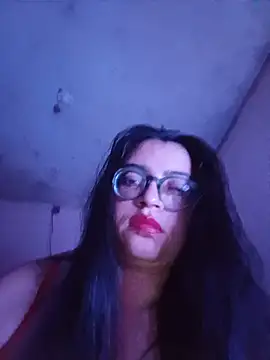 Snapshot of SOFI__10 chatting on May 15, 2:42 am SOFI 10 online show from May 15, 2:42 am
