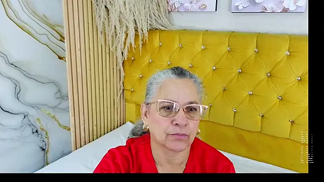 Snapshot of Misevie chatting on May 13, 3:02 am Misevie online show from May 13, 3:02 am