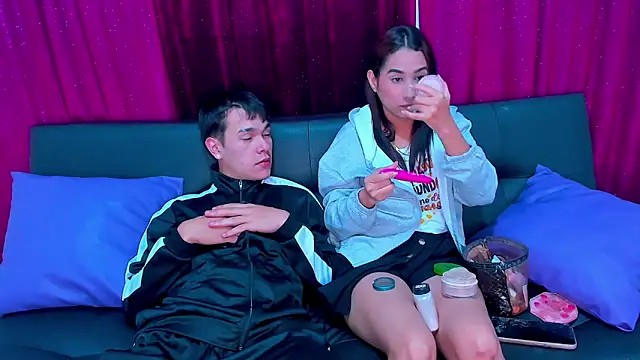 WhyNotDestroy online show from April 10, 4:30 am