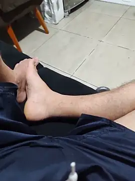 Fofinho44 online show from May 15, 10:52 pm