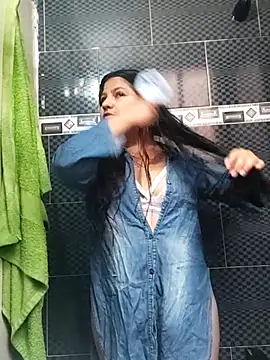 catalella segura online show from April 15, 3:38 pm